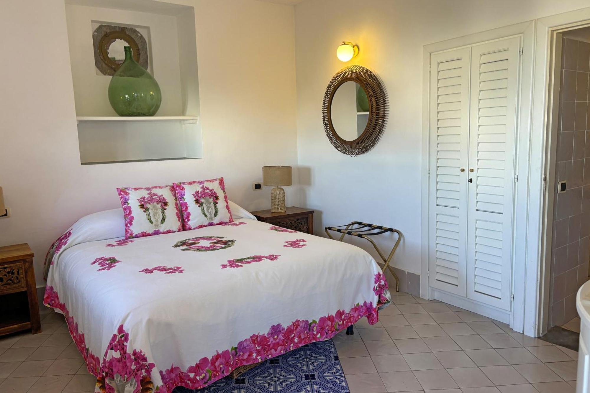 Dependance La Caletta Hotel Панарея Екстериор снимка